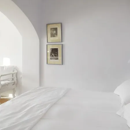 Hotel Katikies Kirini Santorini - The Leading Of The World
