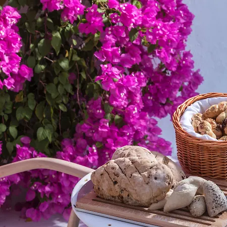 Katikies Kirini Santorini - The Leading Of The World Oía