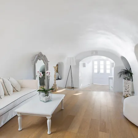 Hotel Katikies Kirini Santorini - The Leading Of The World 5*